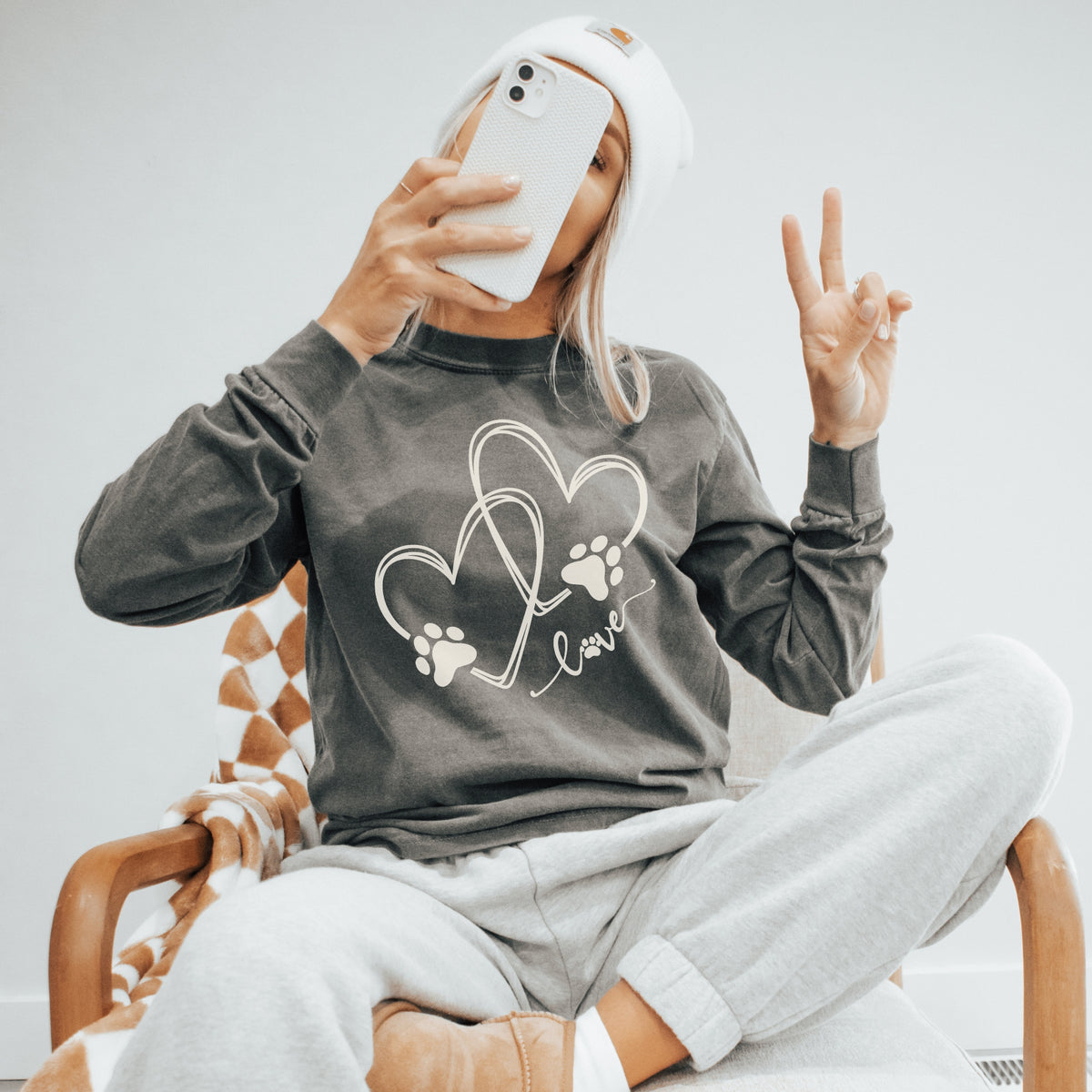 PET PAW HEARTS LONG SLEEVE TEE